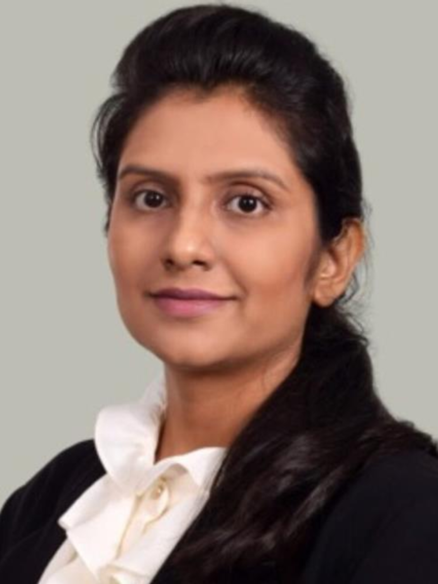 Ms. Raina Desai portrait